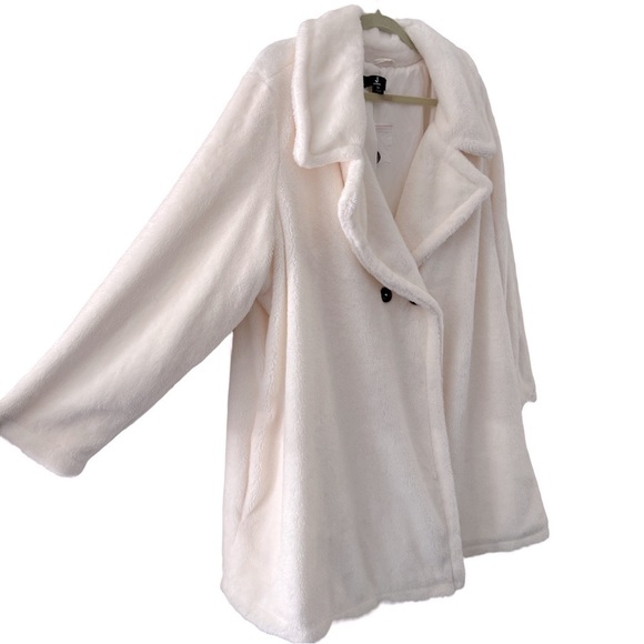 JASON WU • Women's Plus Size White Teddy Coat Winter Jacket - Picture 3 of 14